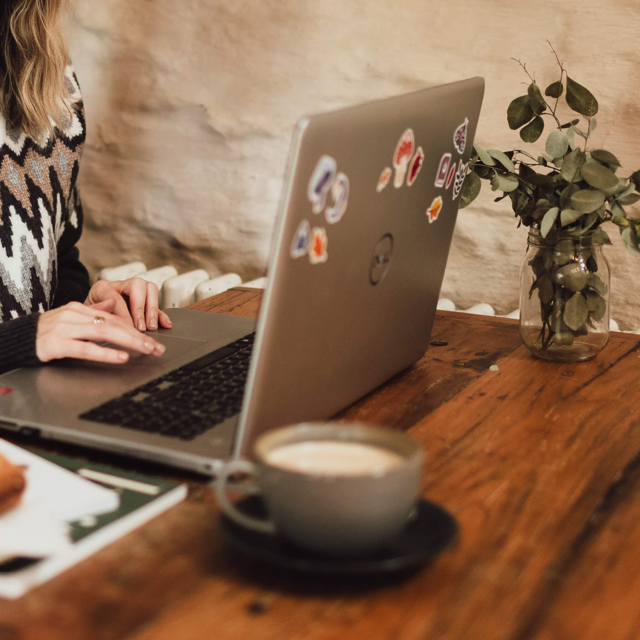 blogging-for-your-small-business-the-smallest-light.jopg